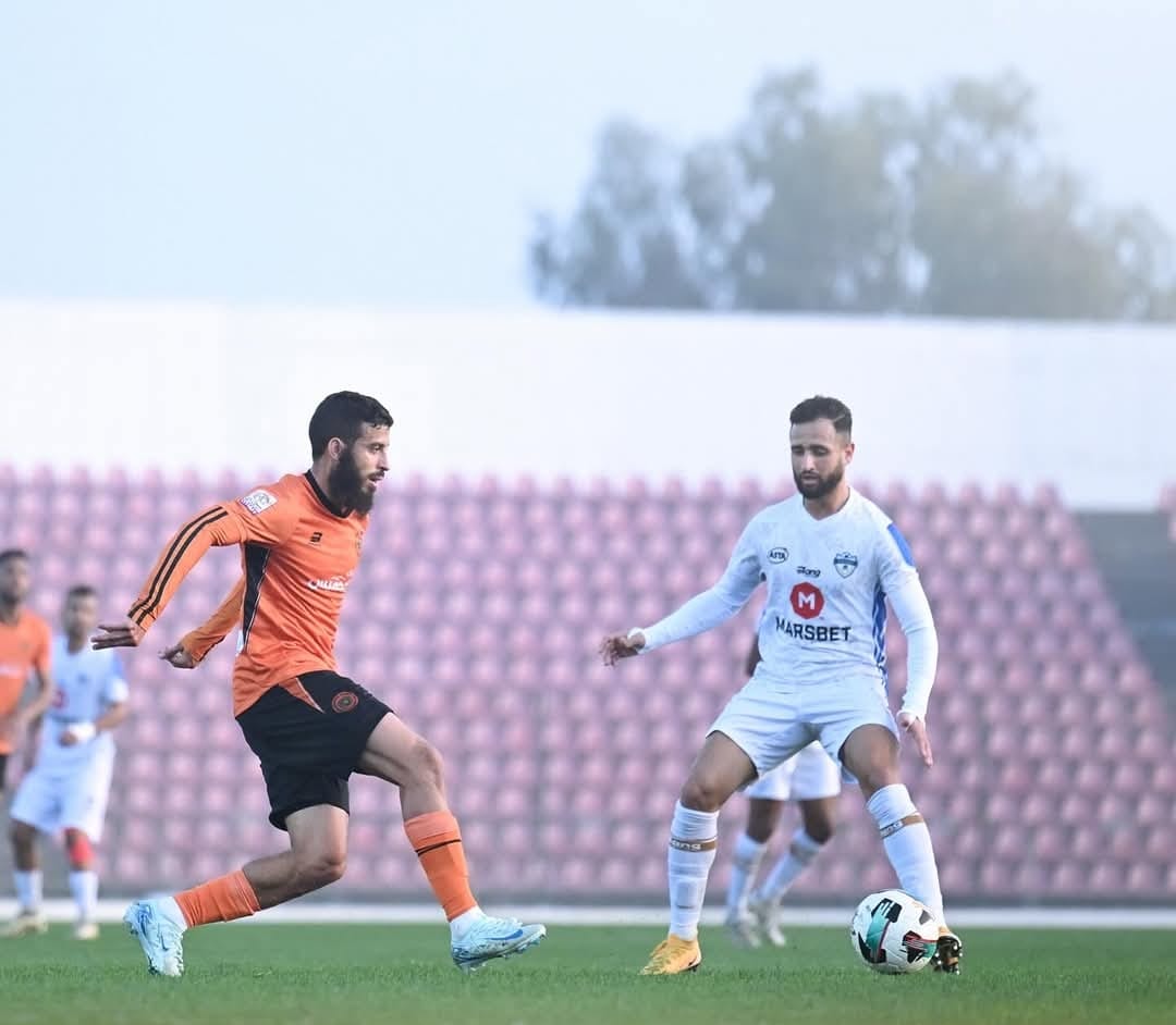 نهضة بركان يواصل التغريد وحيدًا في صدارة الدوري المغربي بفوز كبير على شباب السوالم
