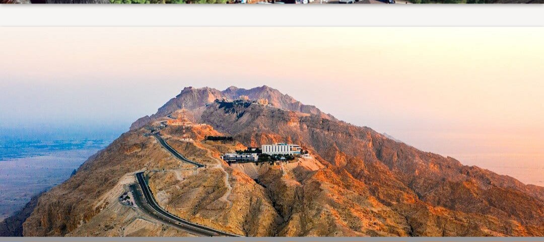 اعلى جبل بالامارات وحيوانات نادرة مهددة بالانقراض