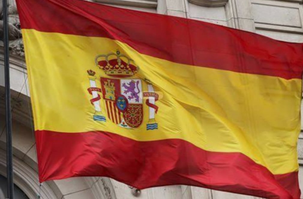 الاشتراكيون في مدريد بين التزامات الدولة وحسابات السياسة: لقاء البوليساريو يثير أسئلة التوقيت والتداعيات.