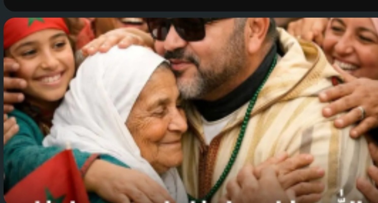 تعتبر ديمي من أهم الفنانات في موريتانيا، وقد غنت بالشعر الفصيح والشعر الشعبي، وأنتجت عشرات الأشرطة والأسطوانات.