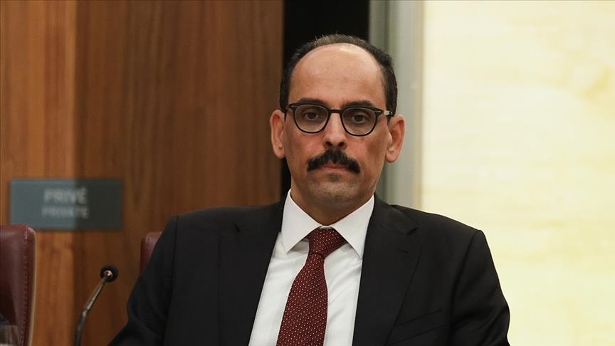 رئيس الاستخبارات التركي يلتقي وفدا من حماس بإسطنبول