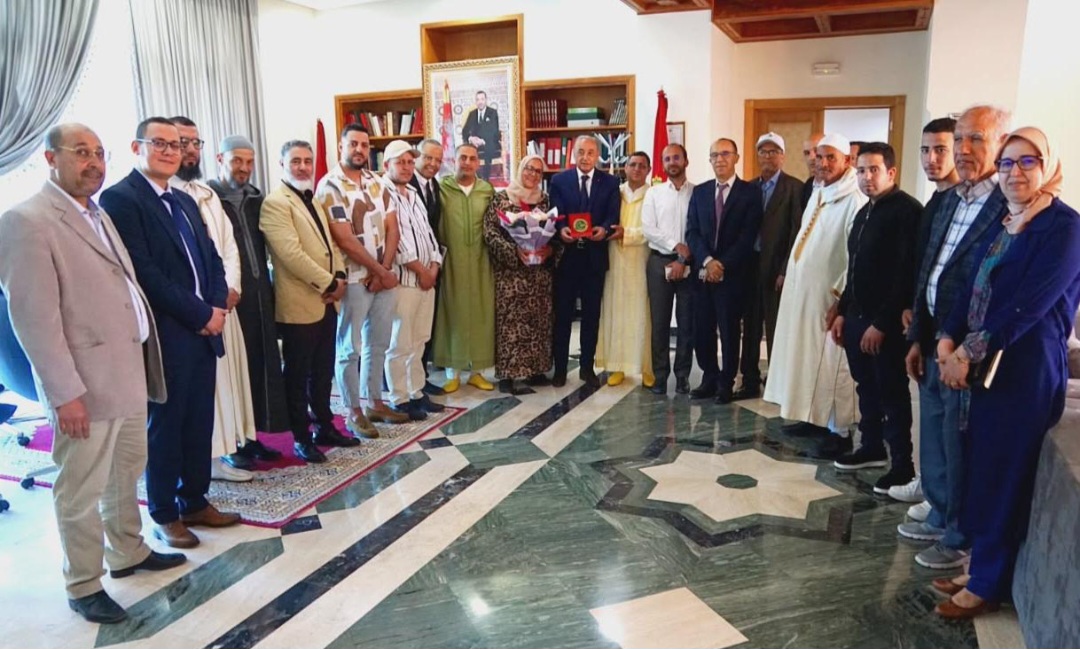 عامل إقليم قلعة السراغنة سمير اليزيدي يستقبل الفلاحين المتوجين بالمعرض الدولي للفلاحة بمكناس 2026