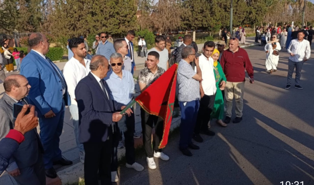 بمناسبة ذكرى ميلاد ولي العهد ، عامل قلعة السراغنة يعطي انطلاقة الكرنفال الشعبي المتنوع
