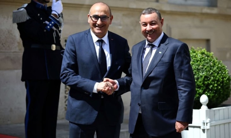 وزارة الداخلية الفرنسية تنفي وجود نجل وزير الداخلية الجزائري في وضع غير قانوني على أراضيها