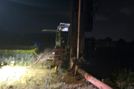 الدرك الملكي بخميس متوح يجهض عملية حفر بئر غير قانونية ويحجز شاحنة متخصصة بدوار الصرافقا
