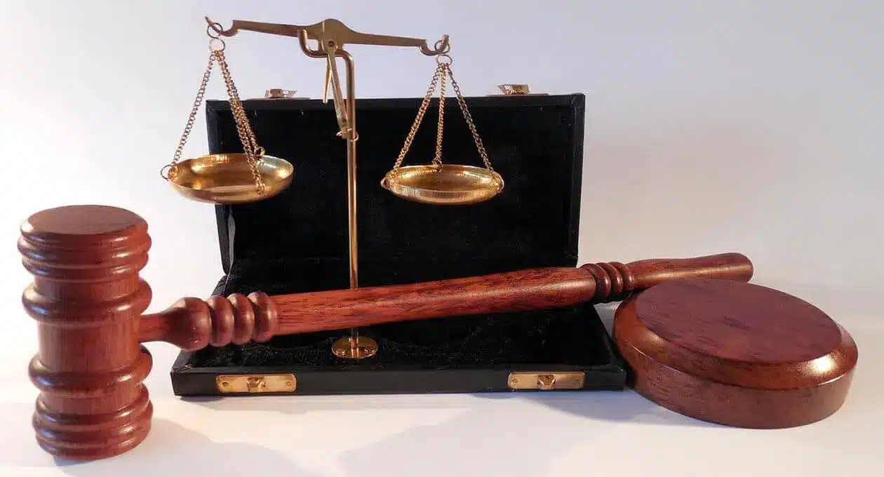 حين يطالب الشعب بالعدالة… وتبحث الحكومة عن تغيير النقاش.