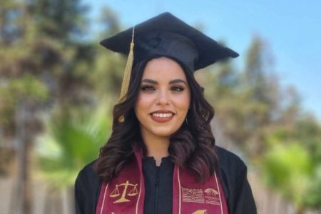 مبروك الزميلة جليلة بنونة الاجازة في القانون