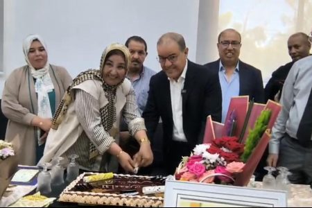 مقاطعة عين الشق تكرم الموظفة نزهة جبير بمناسبة إحالتها على التقاعد