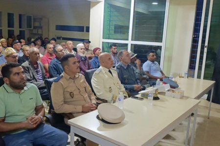 أولاد حمدان تحتفي بالذكرى السابعة والعشرين لعيد العرش المجيد بالإنصات للخطاب الملكي السامي