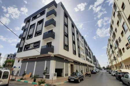 غياب السانديك يشعل الخلافات داخل الإقامات السكنية… من يحمي حقوق الملاك ويضمن استمرارية الخدمات؟