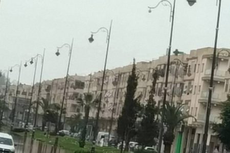 *بنسليمان: ارتفاع أسعار المشروبات بمقاهي “شمس المدينة” يثير تساؤلات حول مراقبة الأثمان*