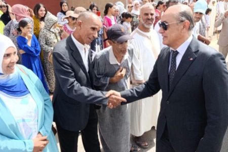 عامل إقليم قلعة السراغنة يشرف على سلسلة من المشاريع التنموية إحتفاء بالذكرى السابعة والعشرين لعيد العرش المجيد .