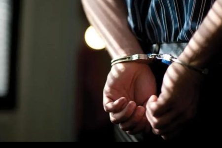 توقيف فوكيد .. يشتبه في تورطه إشهار سلاح أبيض لسرقة سائحين بمراكش .