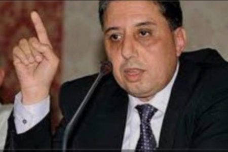 بوعيدة يغادر “الاستقلال” في خطوة مفاجئة.. والأنظار تتجه نحو وجهته السياسية المقبلة